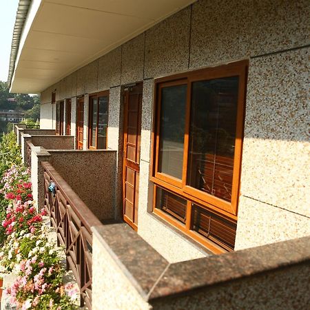 Hotel Devlok Primal Mussoorie Buitenkant foto